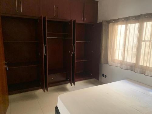 Кровать или кровати в номере Appartement meuble