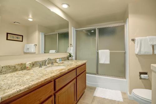 Ένα μπάνιο στο PS641 - Desert Retreat - Meredith Lodging