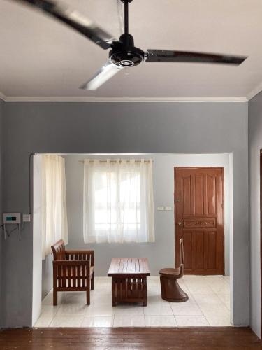 Posezení v ubytování Spacious 3BR house in La Union near beach