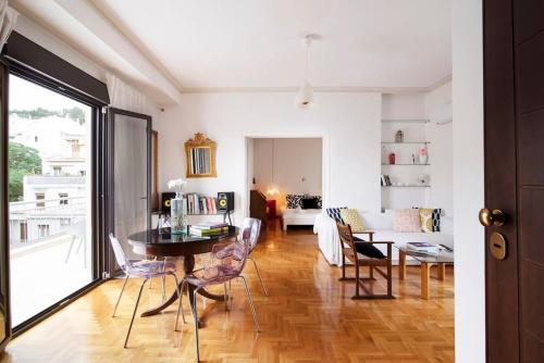 Renovated Penthouse with Stunning Views
