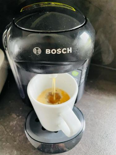 Utensilios para hacer té y café en Seton Sands Haven Holiday Park - Prestige Caravan