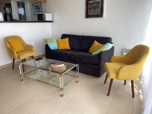 Studio rénové avec parking, wifi, proche plage et centre - FR-1-418-93