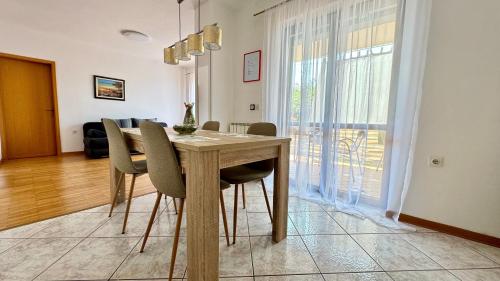 Apartmani Mia, 50 sqm, Parking included