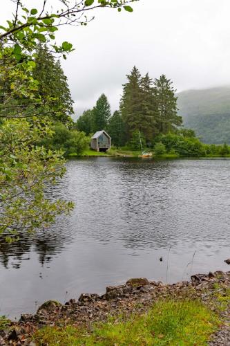 Gallery image of Ardanaiseig Hotel in Kilchrenan