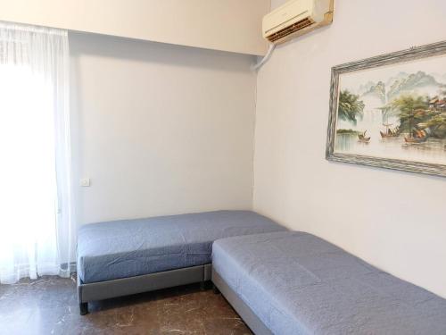 Γωνιακό φωτεινό δωμάτιο