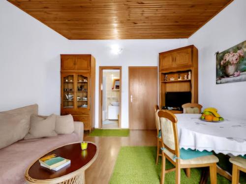 Fotografie z fotogalerie ubytování Apartmani Toni v destinaci Baška Voda