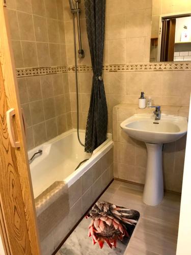 Ένα μπάνιο στο Protea Self-Catering Accommodation