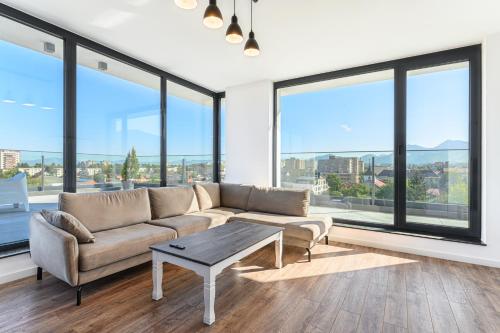 Istumisnurk majutusasutuses KOA - Aparthotel