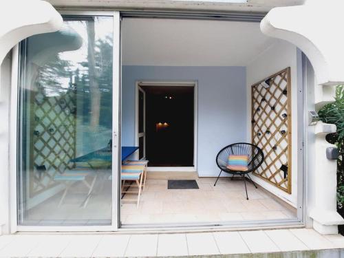 F3 60m2 dans résidénce, 2 chambres, Garage