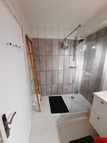 F3 60m2 dans résidénce, 2 chambres, Garage