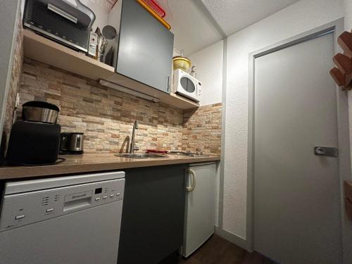 Studio cosy pour 2 pers, centre des Menuires, au pied des pistes - FR-1-452-273