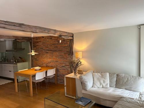 Kuchyňa alebo kuchynka v ubytovaní KAI GANE Excepcional apartamento puerto viejo de Bermeo
