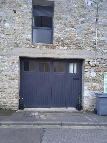 Φωτογραφία από το άλμπουμ του Castelbeauxdraps 2 pièces σε Guerville