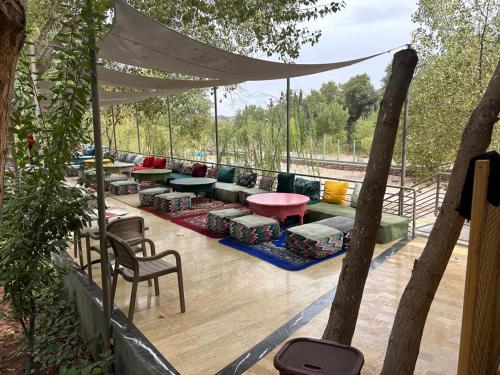 Zahrada ubytování Riad Cascada
