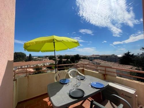 Studio cabine climatisé avec terrasse et parking à 500m de la plage de Sète - FR-1-338-144