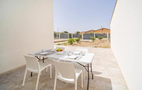 Billede fra billedgalleriet på 2 Bedroom Gorgeous Home In Realmonte i Realmonte