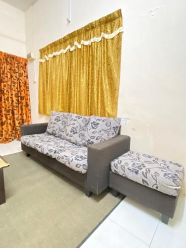 Posezení v ubytování No 115 Homestay Tasik Raban Lenggong
