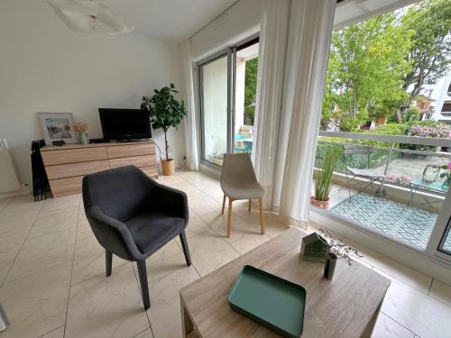 Appartement à Arcachon : Plage à 50m, Terrasse, Parking, WIFI, 4 Pers