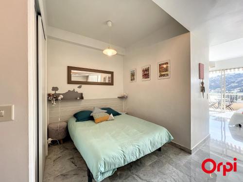 Appartement tranquille avec piscine et WiFi à Menton