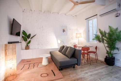 44poc1062 - Studio newly decorated in Poble Sec