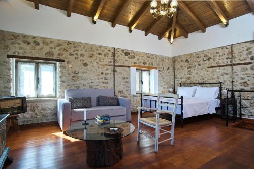 Wood And Stone Villa
