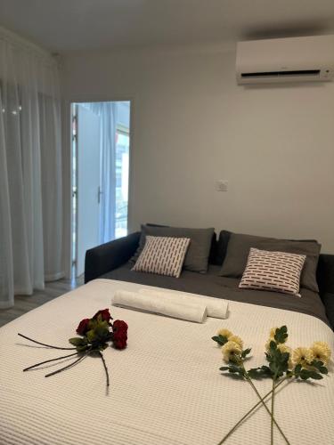 Premium 80sqm Apartment Opposite Martinez, Steps from Congress Center photo 23