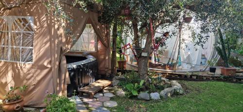 Сад в Sky Room - Carrara Bubble Room Tuscany Nel ex Convento delle Suore
