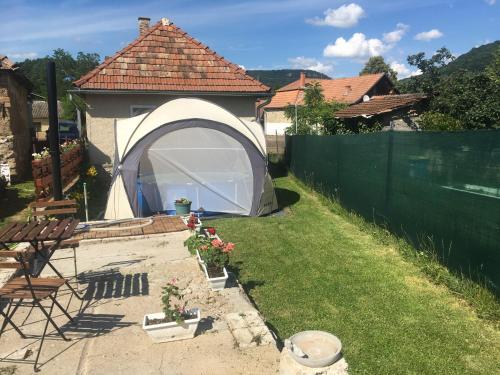 Kiss Apartman Uppony