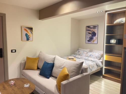 Χώρος καθιστικού στο Luxury Studio House 1200-5