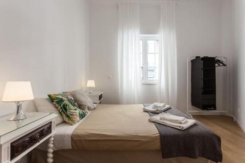 Charming house with terrace near the city center