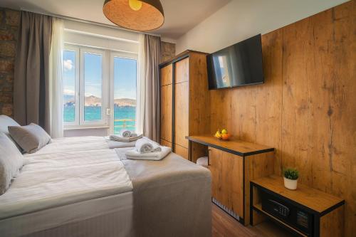 Deluxe Double Rooms in Castellum Besca