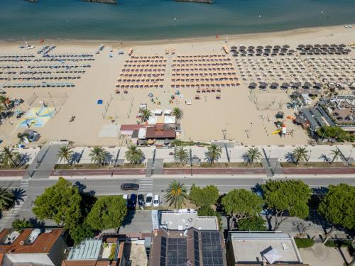 Pantai di atau dekat dengan apartmen