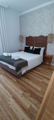Casa da Açoteia - Spacious 3-Bedroom Apartment with Private Terrace