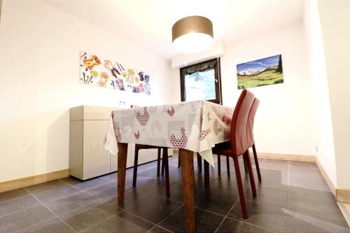 Cozy Alpine Stay Séjour cosy au centre photo 21
