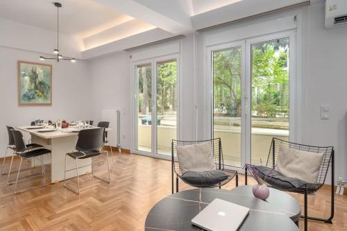 Cozy ILisia parkview 2BD apartment