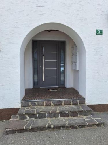 sonnige Ferienwohnung mit Balkon