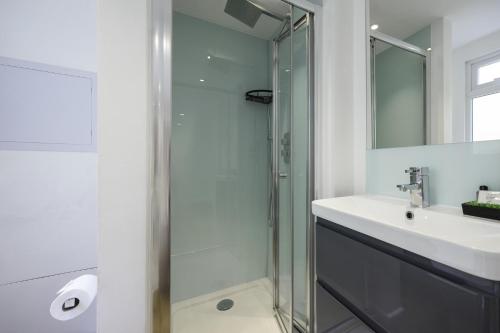 Upper Rock Brighton – Apartments photo 35