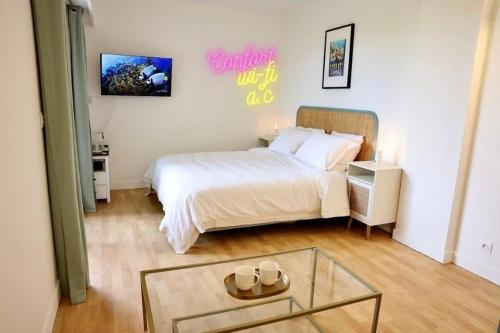 WiFi AC 5 mins from the Croisette