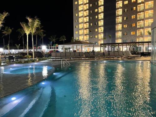 المسبح في Salinas Exclusive Resort أو بالجوار