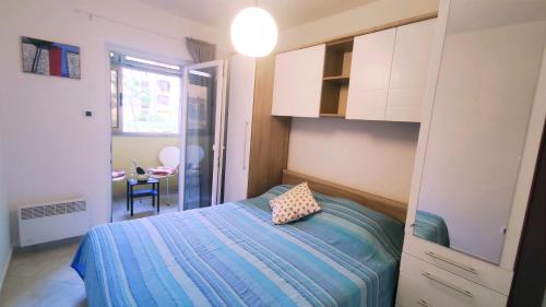 Ένα ή περισσότερα κρεβάτια σε δωμάτιο στο The sunny side central apartment Umag