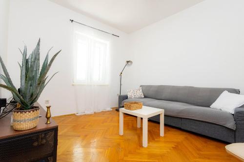Koki's nest - Cozy apartment with terrace in Oldtown, near the beach