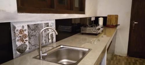 Kuchyň nebo kuchyňský kout v ubytování Cottage 49s weligama