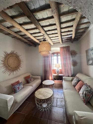 Fotografia z galérie ubytovania Casa rural con mucho encanto en sierra sevillana v destinácii Las Navas de la Concepción