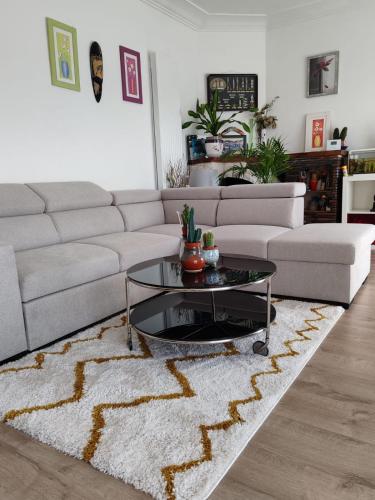 Χώρος καθιστικού στο Chambre chez habitant 1