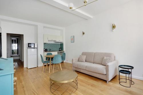 Pick A Flat's Apartment in Saint Germain - Rue Vaneau