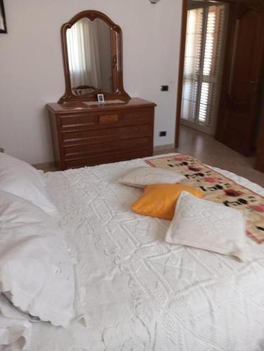 Ένα ή περισσότερα κρεβάτια σε δωμάτιο στο B&b Su Entu