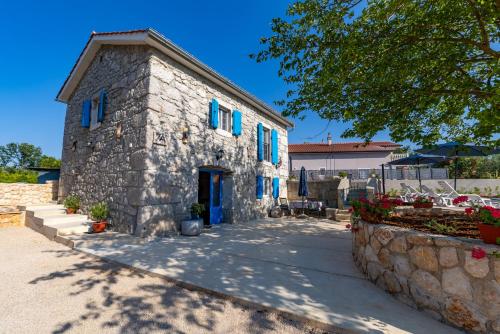 Stone house Villa Livia