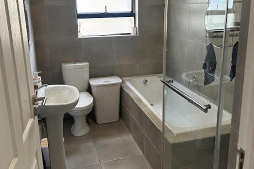 Bilik mandi di Stone Ridge Haven - Suite 1