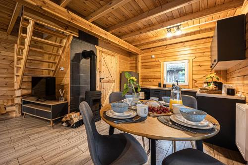 Ruang duduk di Mazurskie Wzgórze - domki całoroczne HOME APART