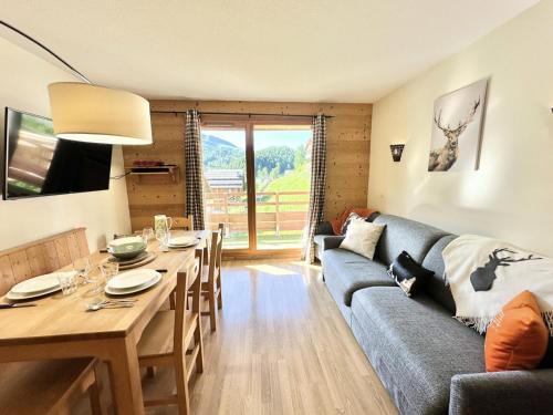 Photo de la galerie de l'établissement Résidence Le Hameau Des Rennes - PIED DES PISTES - PLACE DE PARKING MAE-0801, à Vars